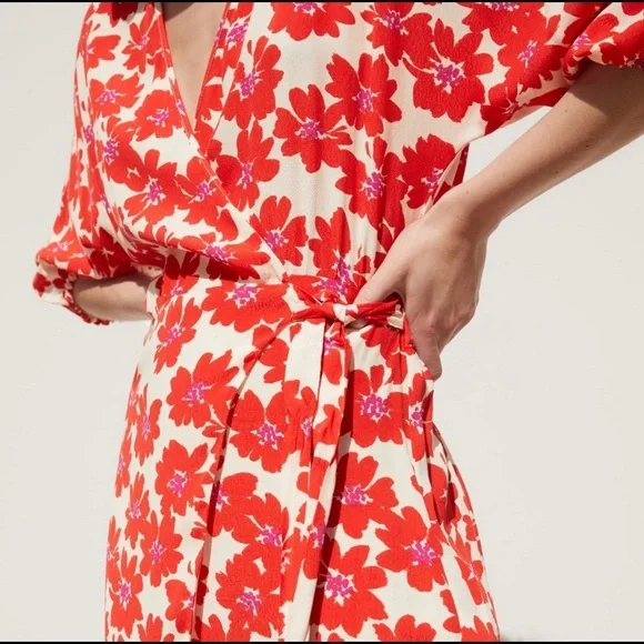 Zara Red Floral Print Wrap Mini Dress - Picture 2 of 10